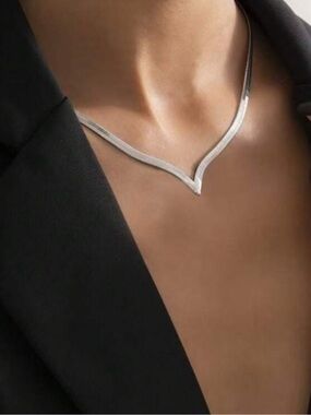 Silver Plated Stainless Steel V Choker Necklace
